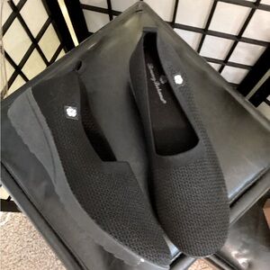 Black Slip-On Women’s Casual Shoes. Cooling construction. NEVER WORN